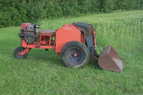 first bobcat loader